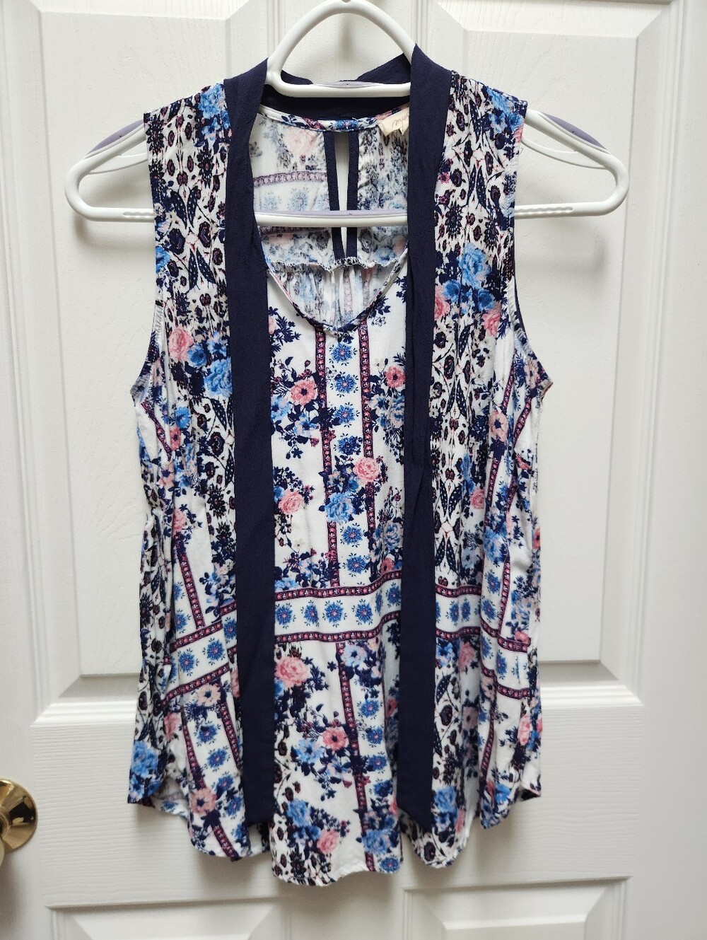 Mystree White Floral Tank with Navy Trim